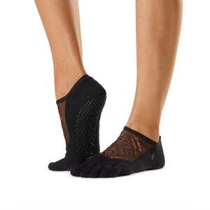 Toesox NWT Full Toe Luna Grip Socks size Small